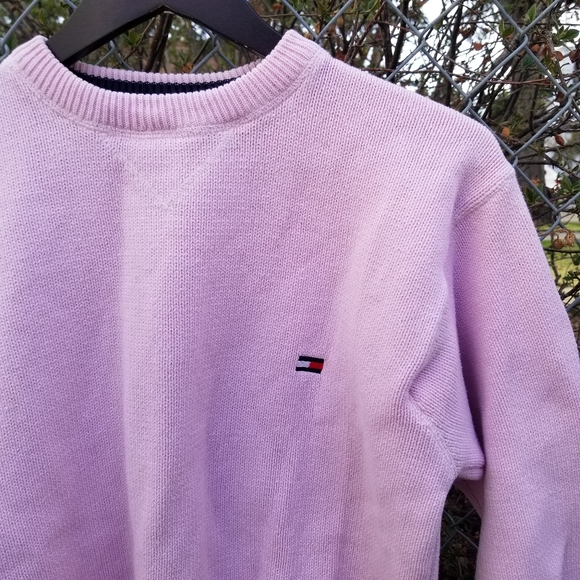 Tommy Hilfiger Sweaters - Tommy Hilfiger pink pullover crewneck sweater L